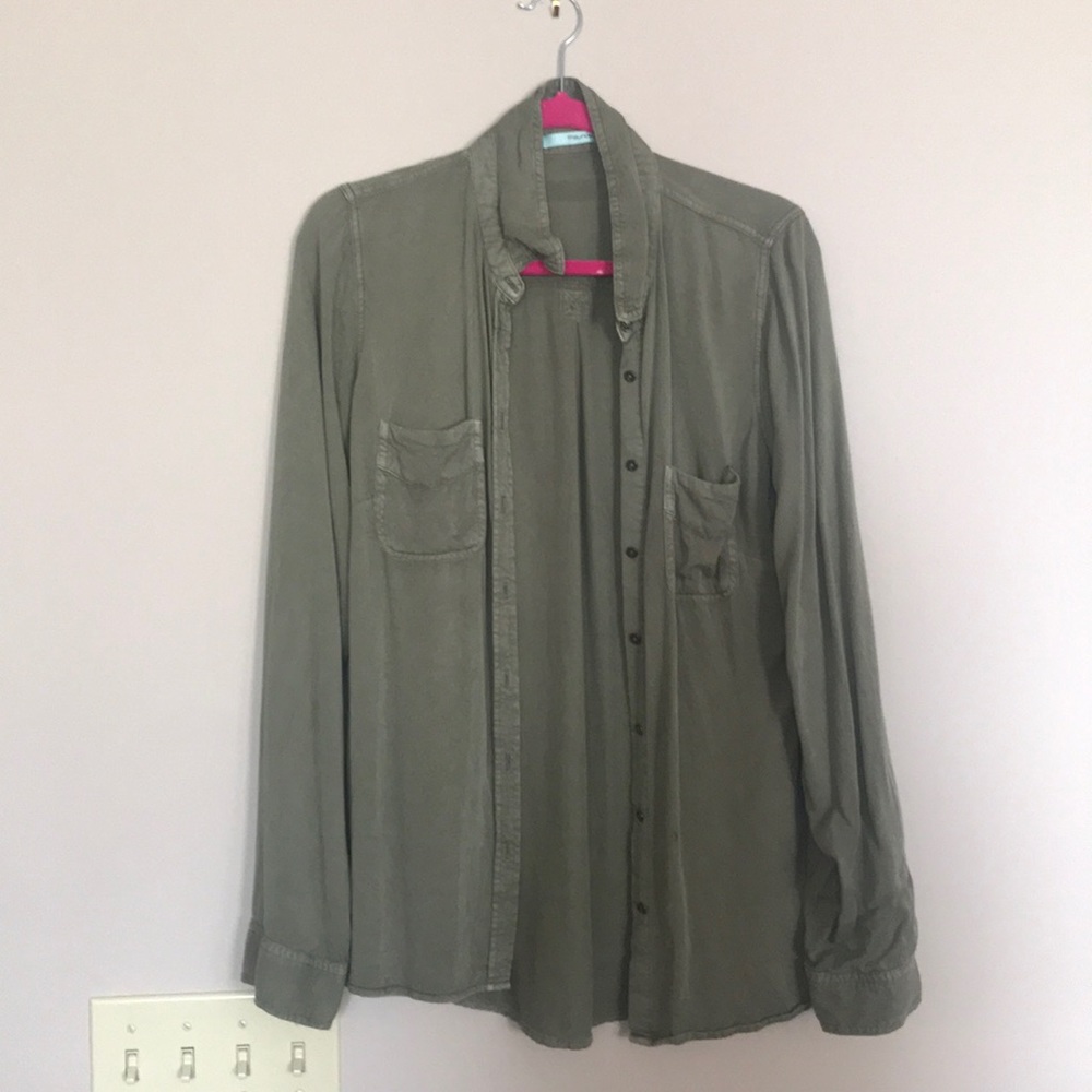 Cute lightweight button up